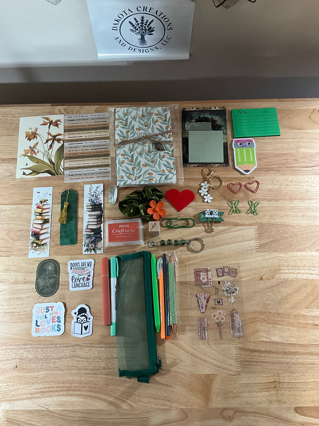 Green/Orange Leaf Bookish Bundle Gift Set